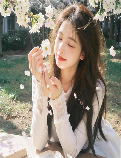 带你走进租个女友回家过年的幕后世界：细节的精心设计与隐藏寓意 了解优秀作品的创作秘密